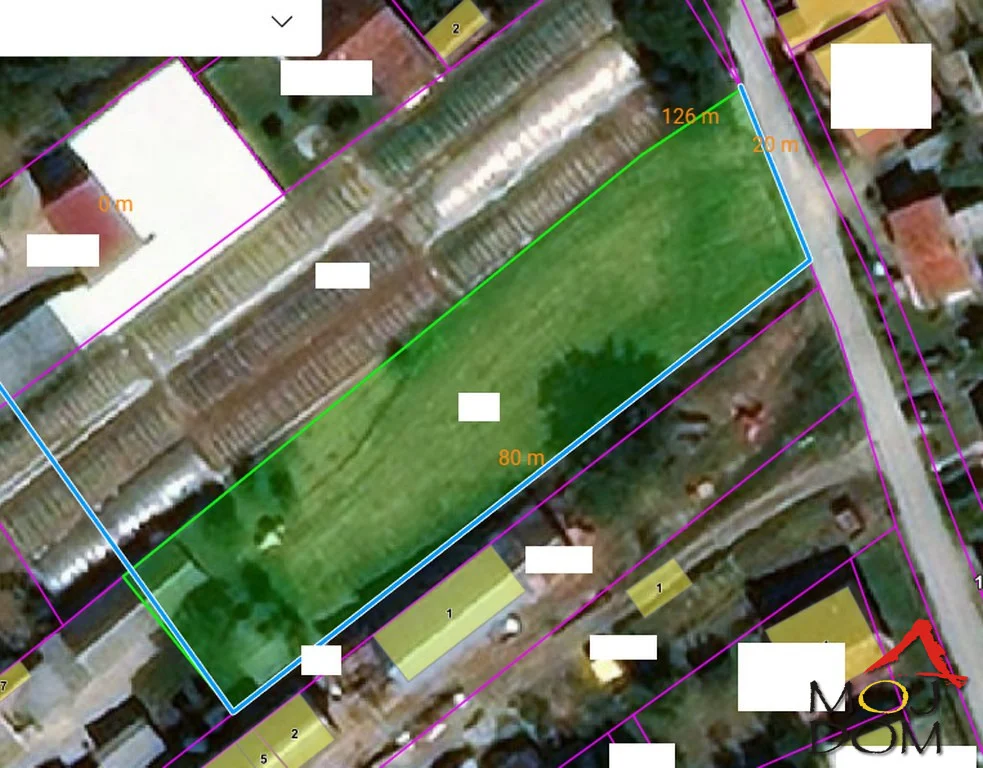 For sale is an exceptional investment opportunity in Bukovac – a spacious building plot of about 1,433 m², located in an excellent and sought-after location within the settlement, with asphalt access and easy reach of all important amenities. According to valid