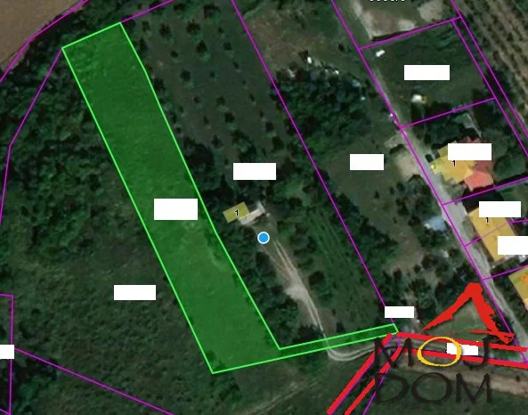 On offer is a rare opportunity that does not often appear on the market – a plot on the slopes of Fruška Gora, above Rakovac, in a position that combines natural tranquility and exceptional investment perspective.

With an area of 2,444 m², this is the last and un