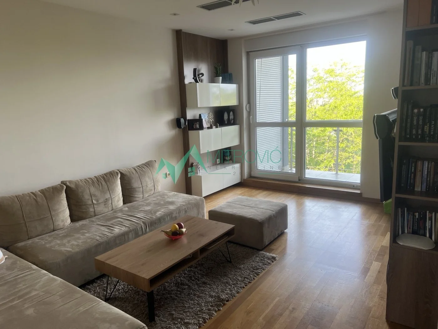 Three-room apartment Sremska Kamenica, 70m²