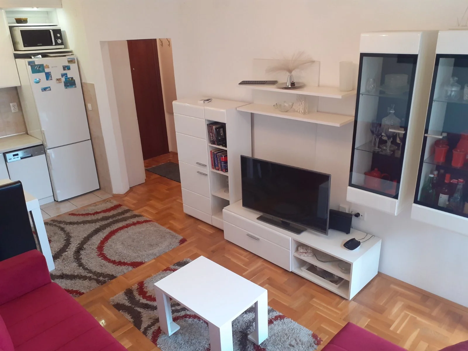 NOVI SAD. NOVA DETELINARA. JEDNOIPOSOBAN STAN.(Svet nekretnine, Novi Sad, Reg. br. 405)