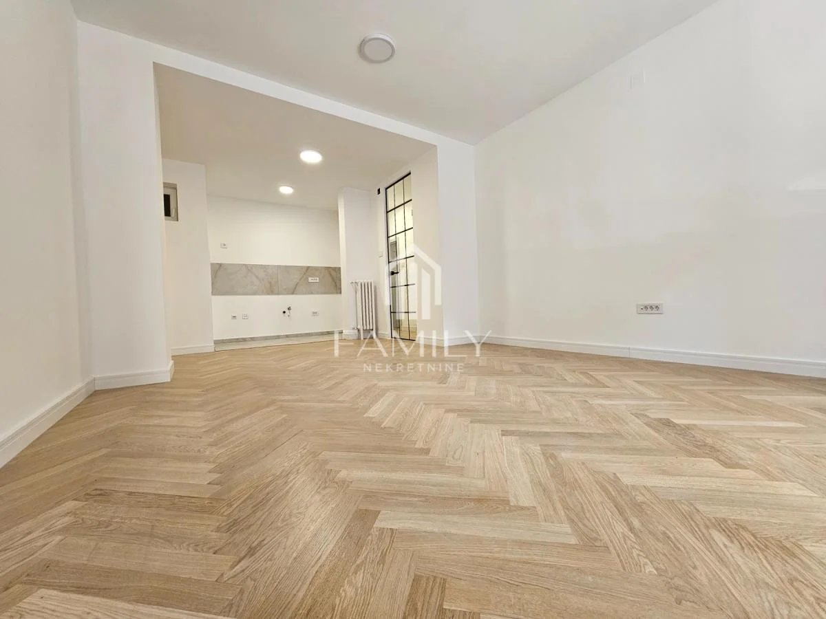 Trosoban stan u Centru, Novi Sad, 75 m²