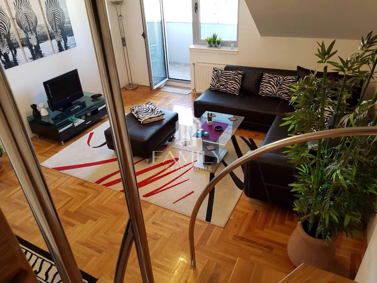 Moderan dvosoban dupleks u samom centru Novog Sada - 52m2