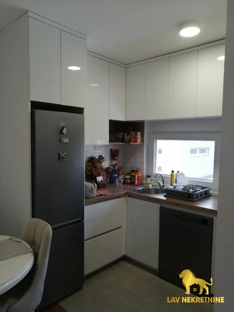 NOVO U PONUDI&nbsp;Na prodaju dvosoban stan površine 48 m² u kvalitetnoj novogradnji u Temerinu.Stan se nalazi na prvo