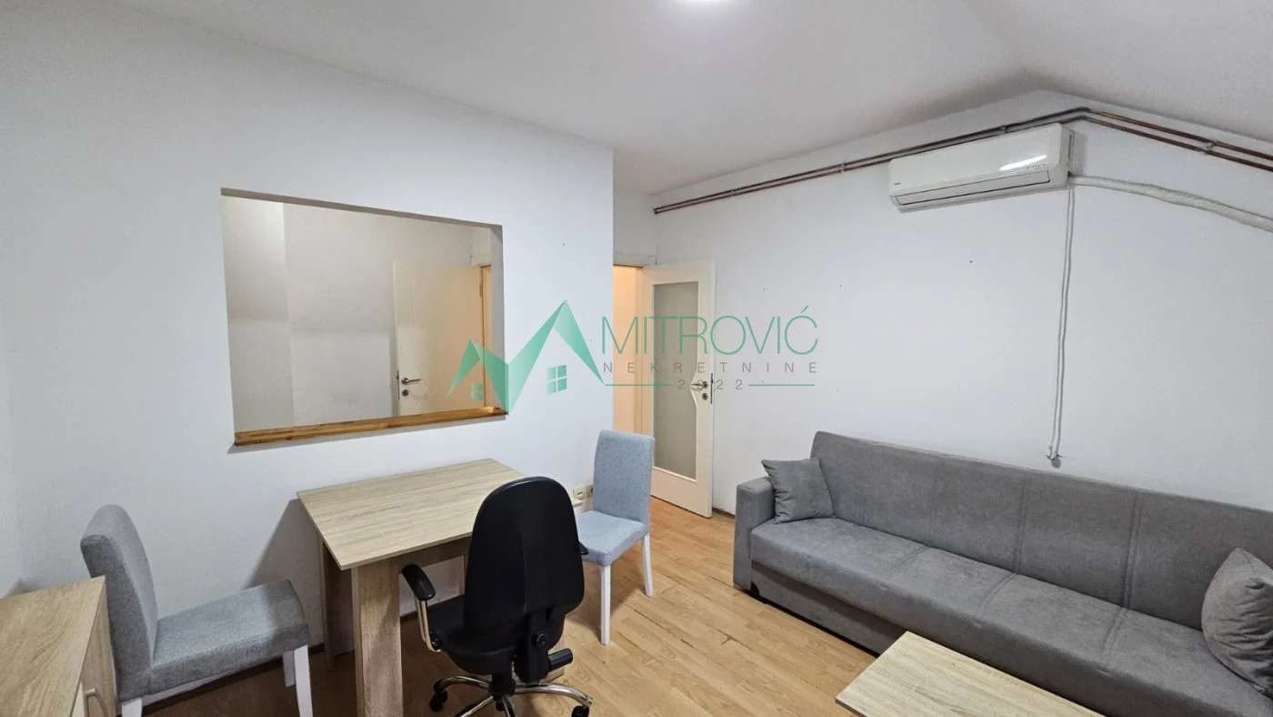 Garsonjera u Ulici Miše Dimitrijevića - 24m²