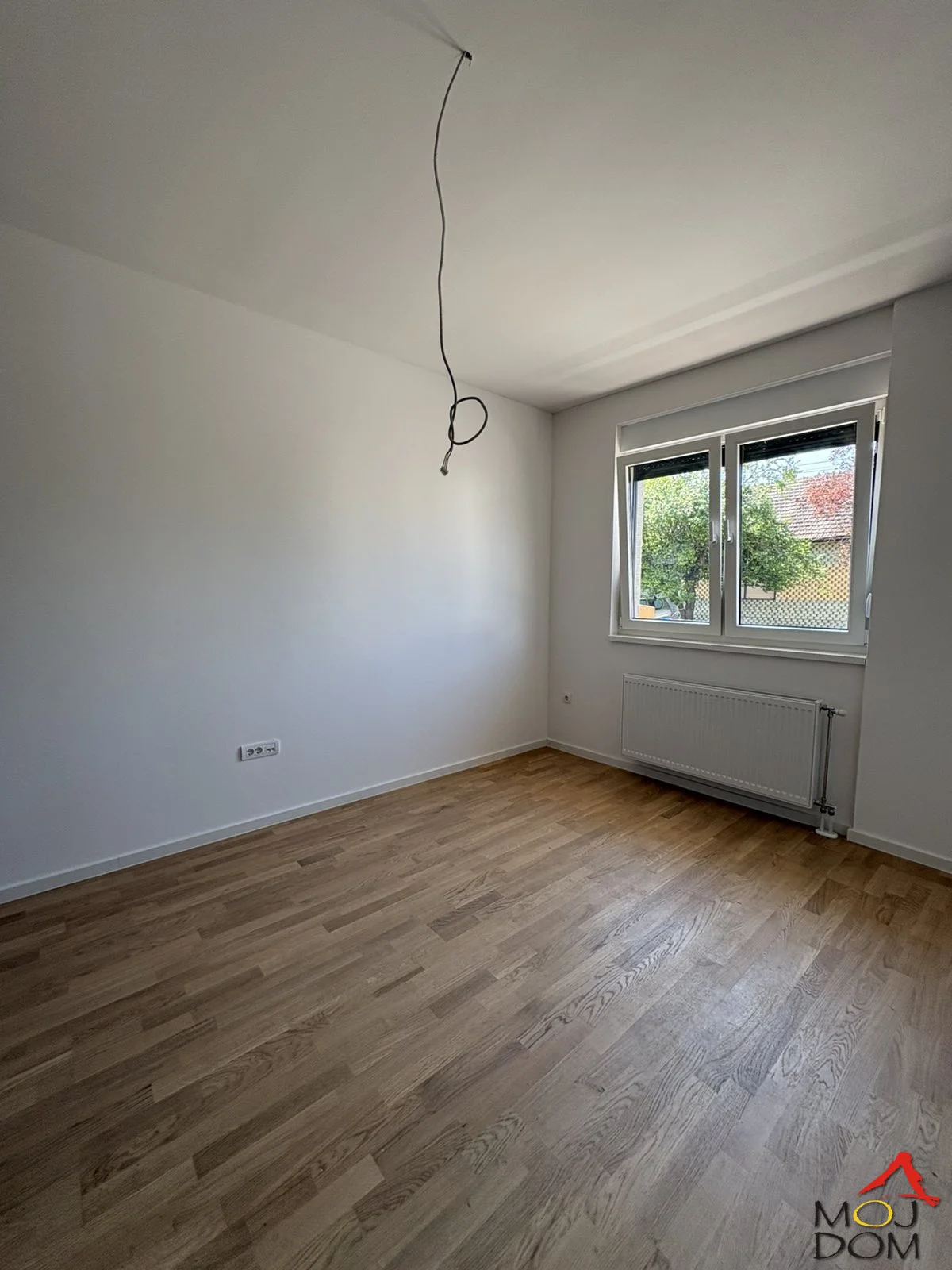 Garsonjera u novogradnji na Salajci – odlična investicija za izdavanje ili kancelarijski prostor

Na prodaju garsonjera u tek završenoj novogradnji na Salajci, smeštena na visokom prizemlju moderne i kvalitetno građene zgrade. Nekretnina se u d