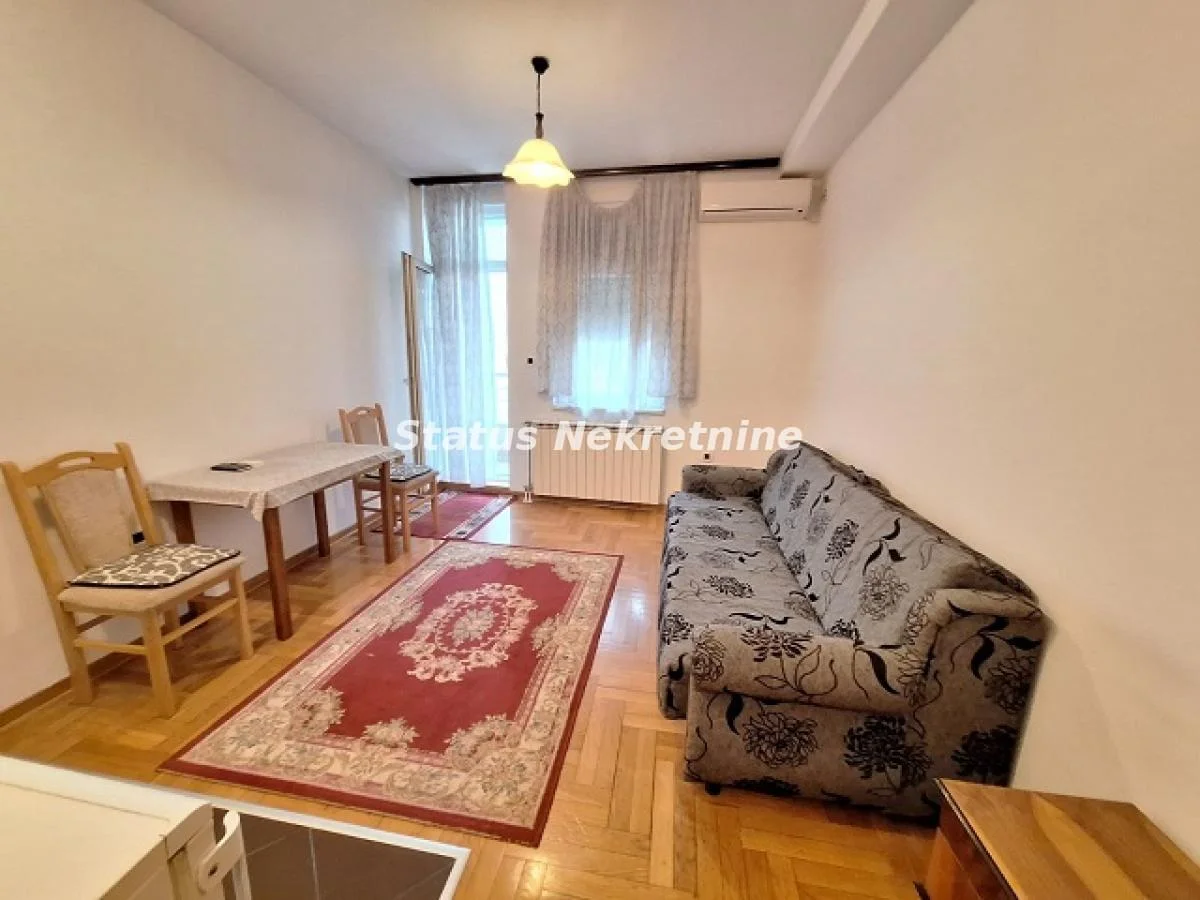 NAMEŠTENA GARSONJERA 25M2 U NOVOGRADNJI BLIZU CENTRA I SOCIJALNOG 250EU
