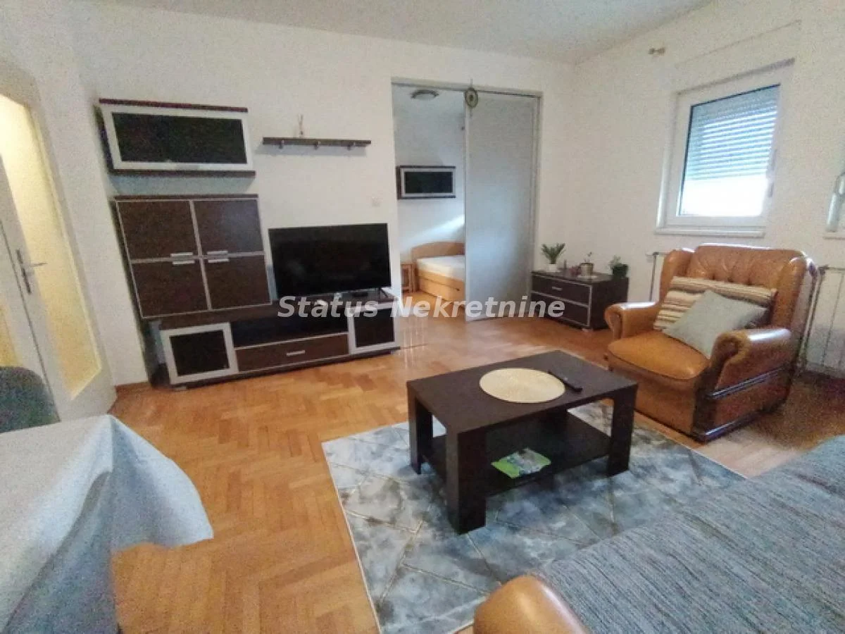 Jednoiposoban stan, 42 m², Novo Naselje, Novi Sad