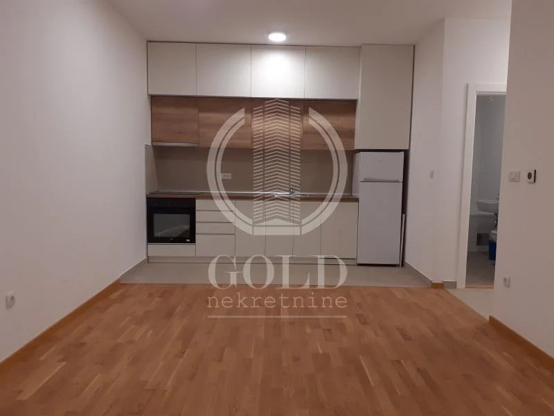 Izdavanje - KEJ GARDEN RESIDENCE -  3.0 -  450 EUR ID#12069