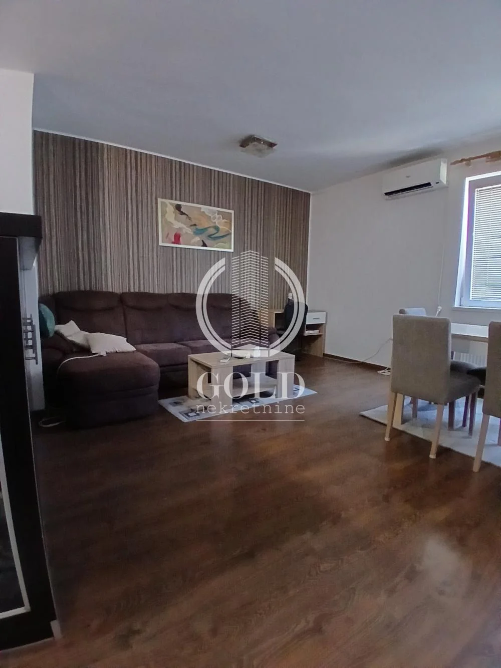 Izdaje se dvosoban stan na Rotkvariji - mogu mali kućni ljubimci ID#10549