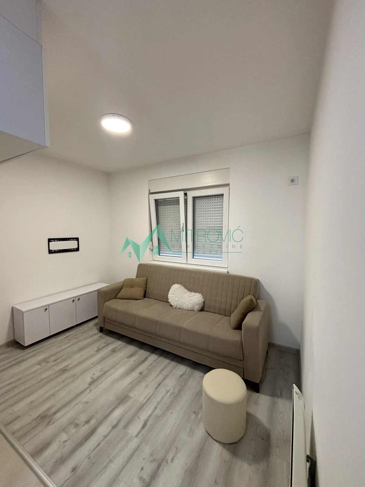 New, functional apartment with separate bedroom.