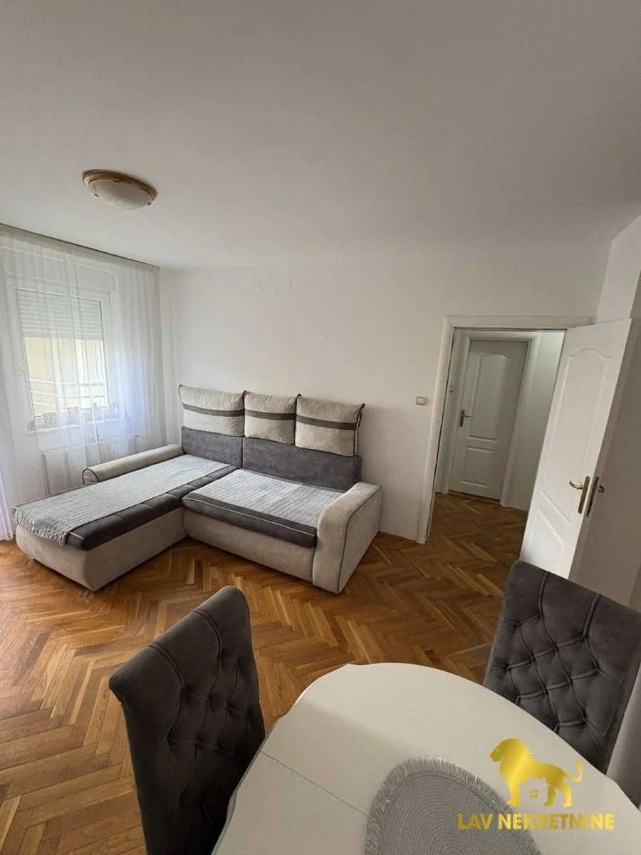 Kontakt:&nbsp;062 7445 42 (iskljucivo putem poruke poslati link ili agencijsku sifru na Viber/Whatsapp/SMS).Lav 2020 nek