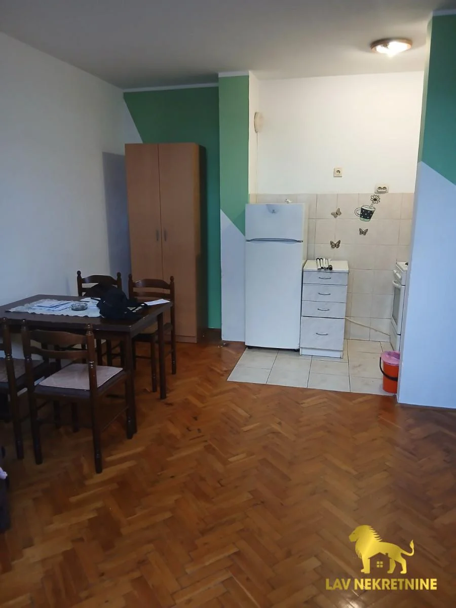 Kontakt:&nbsp;062 7445 42 (iskljucivo putem poruke poslati link ili agencijsku sifru na Viber/Whatsapp/SMS).Lav 2020 nek