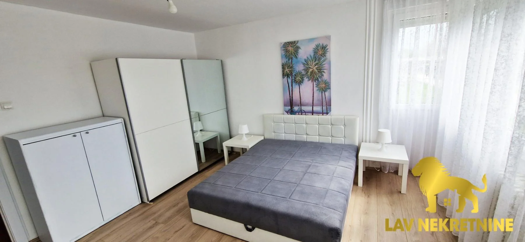 Kompletno renoviran stan. Nalazi se kod Limanskog parka i Stranda.Kontakt:&nbsp;062 7445 42 (iskljucivo putem poruke pos