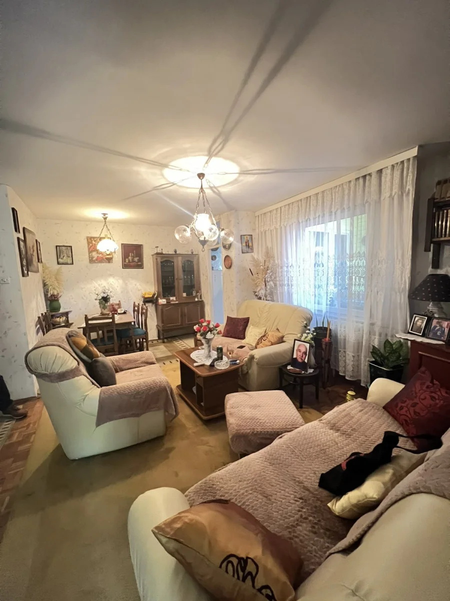 Novi Sad, Novo naselje, Bisrica,(Bomil nekretnine, Novi Sad, Reg. br. 251) Komforan, trosoban stan od 74m2, na drugom sp