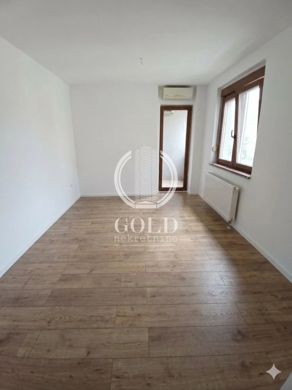 Prodaja stana-Grbavica, 28m2 ID#12116