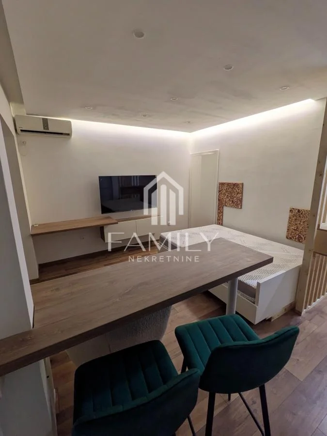 Potpuno renovirana garsonjera u centru – pet friendly, odmah useljiva