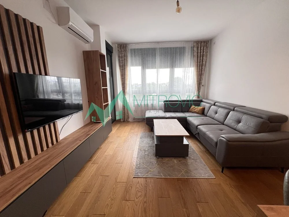 Novi Sad, Salajka - Nov, kompletno namešten jednoiposoban stan - šifra nekretnine 9102170:  