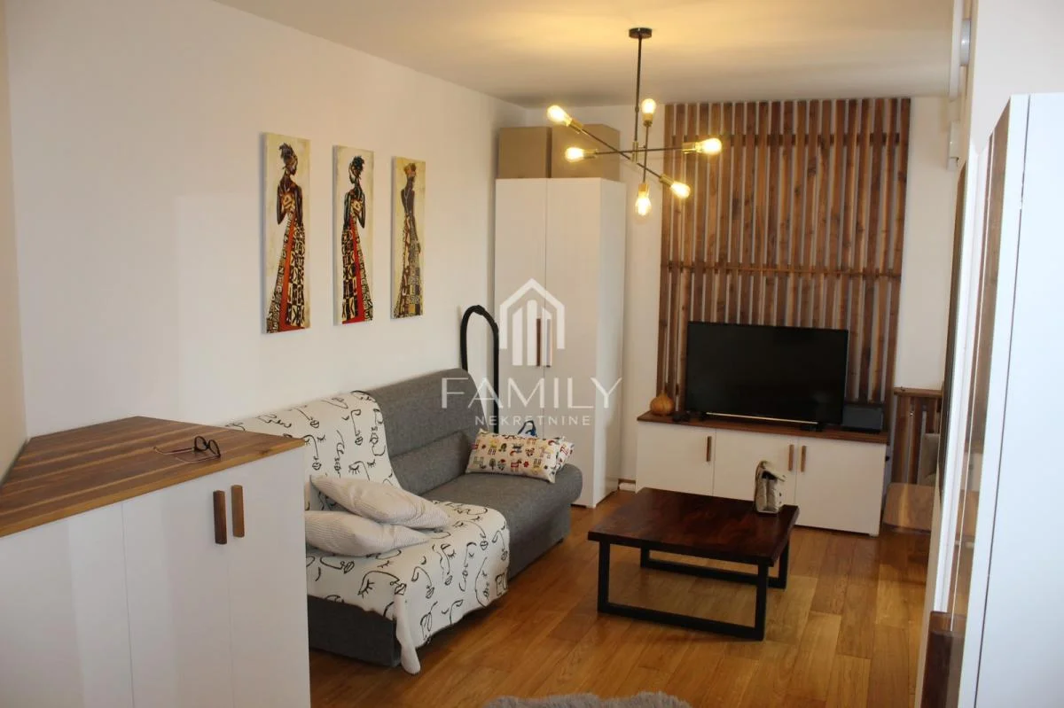 Garsonjera na Grbavici, 25 m², 6. sprat, Novi Sad