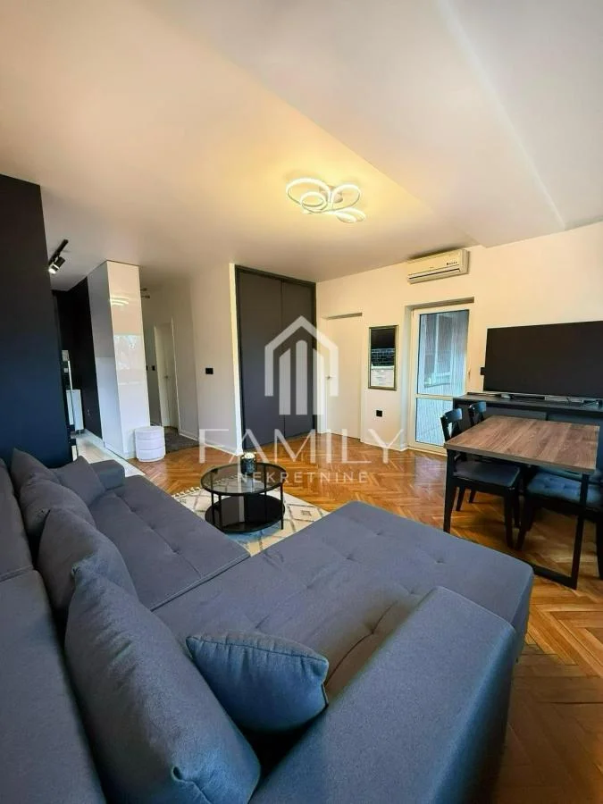 Dvosoban stan u Grbavici, Novi Sad, 48 m²