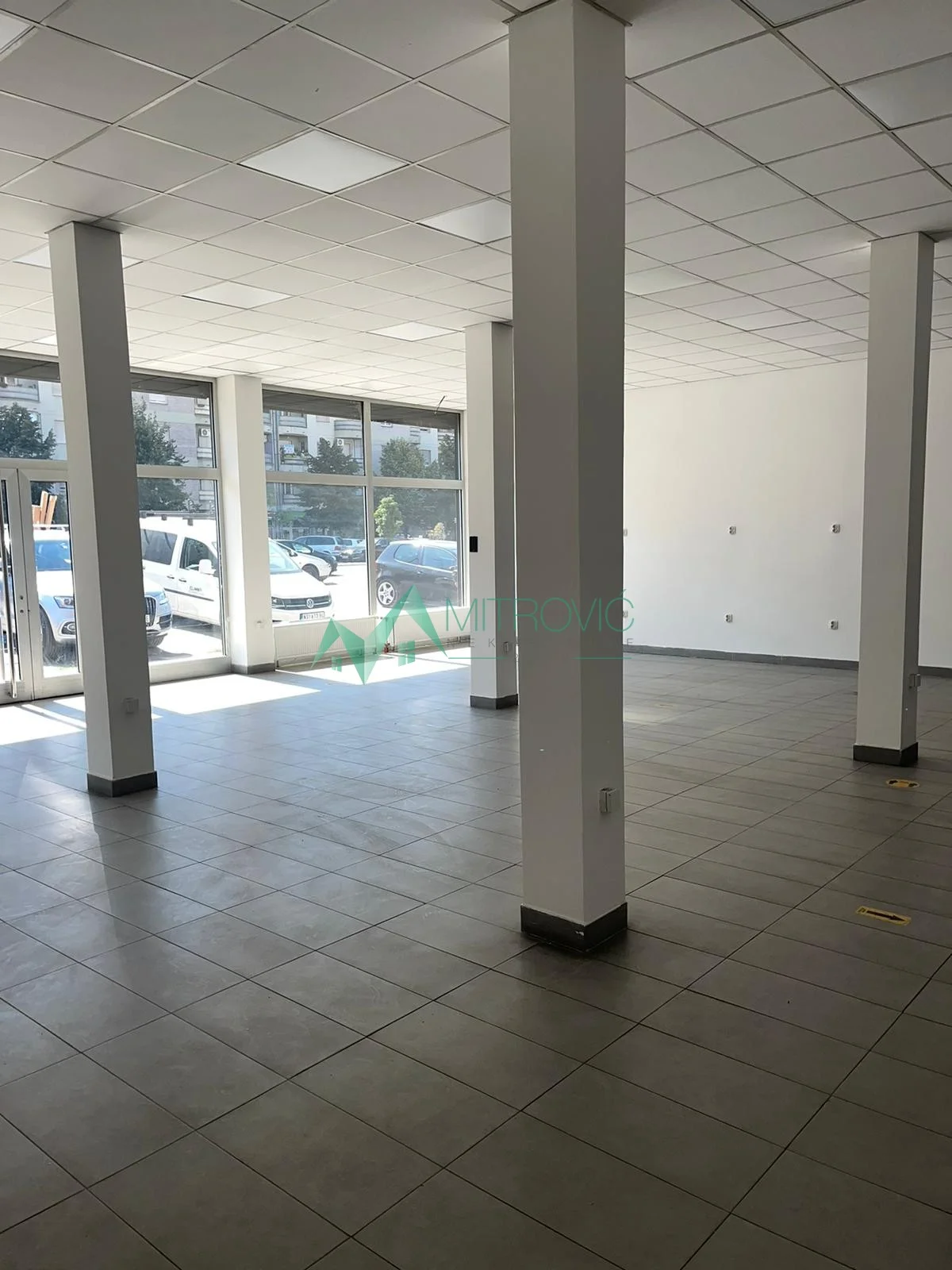NOVA DETELINARA-FENOMENALAN POSLOVNI PROSTOR 202 m² (šifra oglasa:9102133)