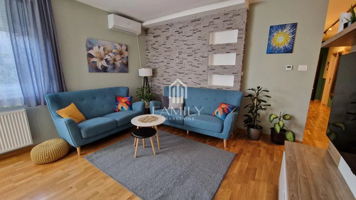Izdaje se luksuzan trosoban stan, 61m2, Koste Šokice