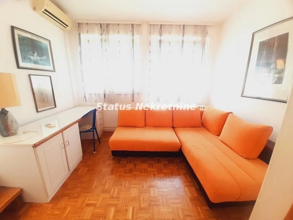 Garsonjera na Limanu 4, Novi Sad, 25 m²