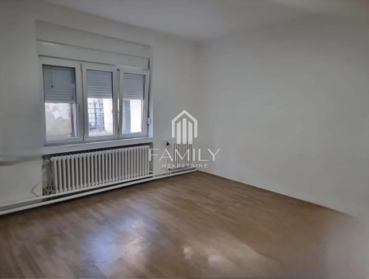 Dvosoban stan, 50m2, ulica Nikole Pašića