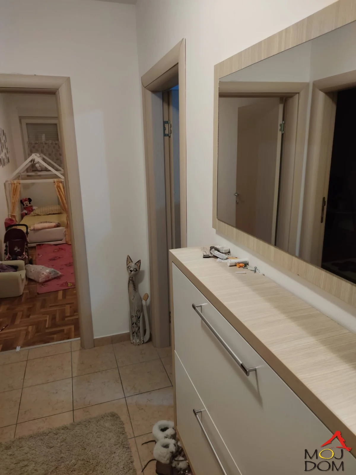 Moderan dvoiposoban stan za izdavanje – Bulevar Evrope | 65m² | 550€

Izdaje se prostran i funkcionalan dvoiposoban stan površine 65m², smešten na jednoj od najtraženijih lokacija u gradu – na Bulevaru Evrope. Stan odlikuje odličan raspor