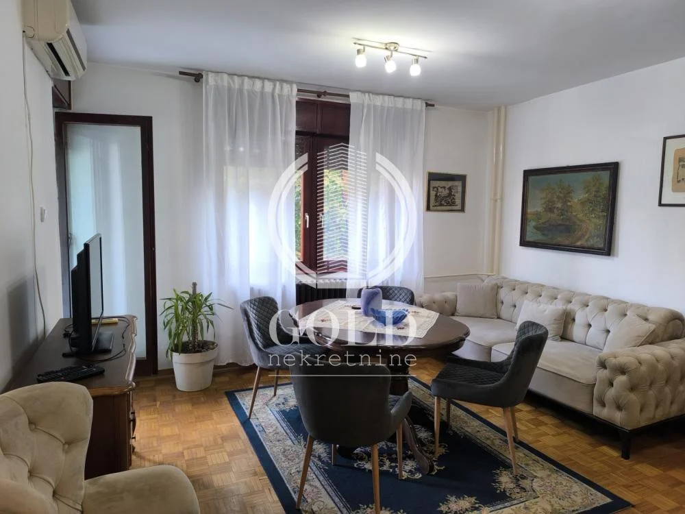 Izdaje se 2.0 stan: Novi Sad-Novo Naselje, 51.00m2, 350 eur ID#12339