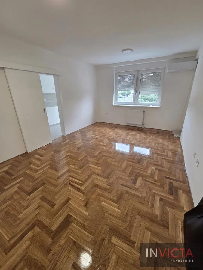 Trosoban stan, 66 m², Telep, Novi Sad, 1. sprat