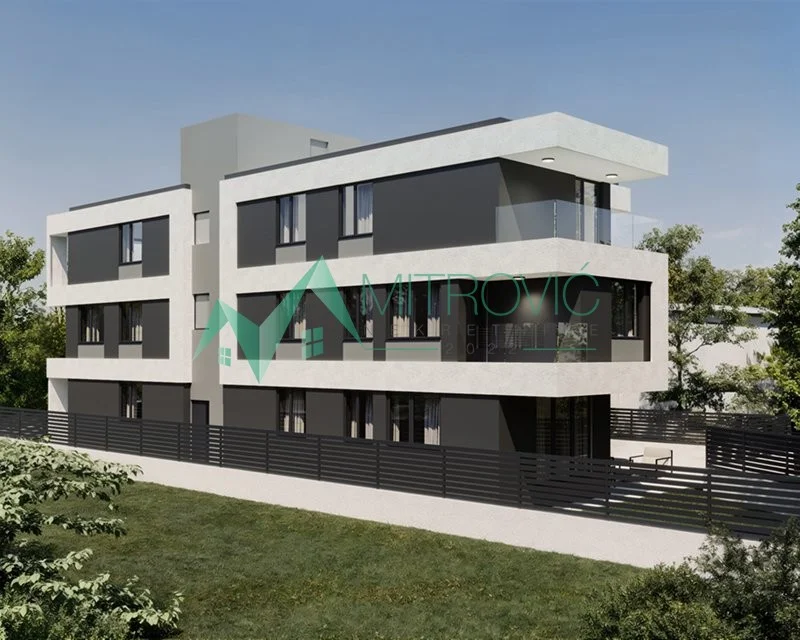 Prelep jednoiposoban stan u izgradnji. 41m2 na prvom spratu.  