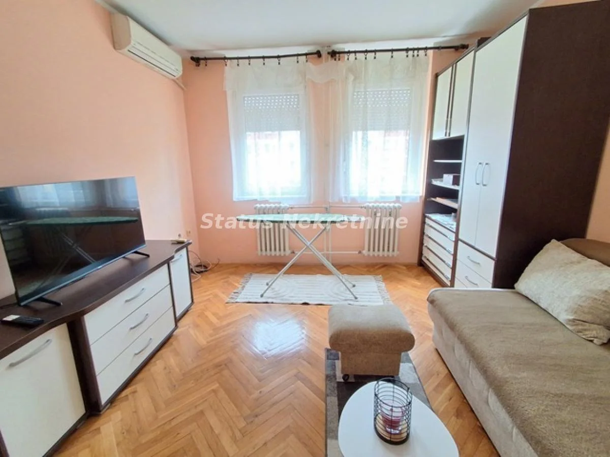 Jednosoban stan 33 m², Novo Naselje, Novi Sad, 2. sprat