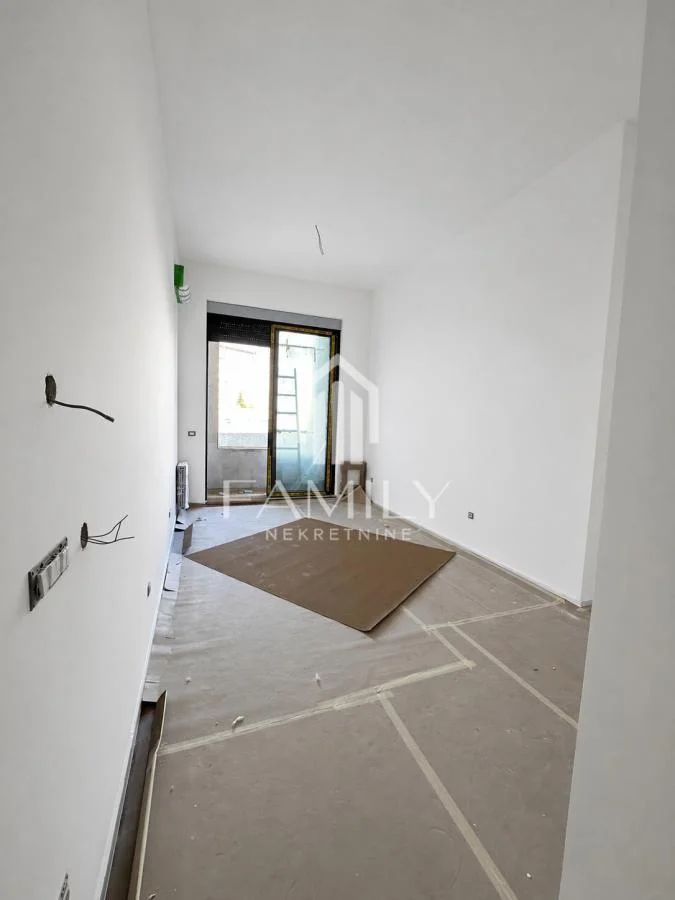 U Izgradnji trosoban stan od 60 m², Centar ,Novi Sad