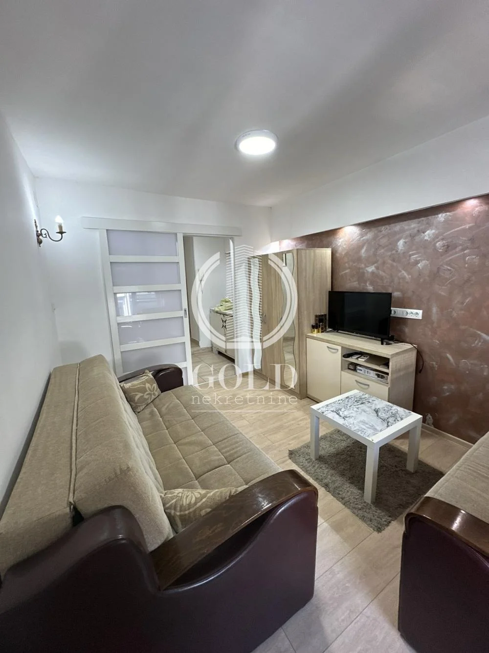 PRODAJA - DVOIPOSOBAN - 52M2 - CENTAR ID#12488