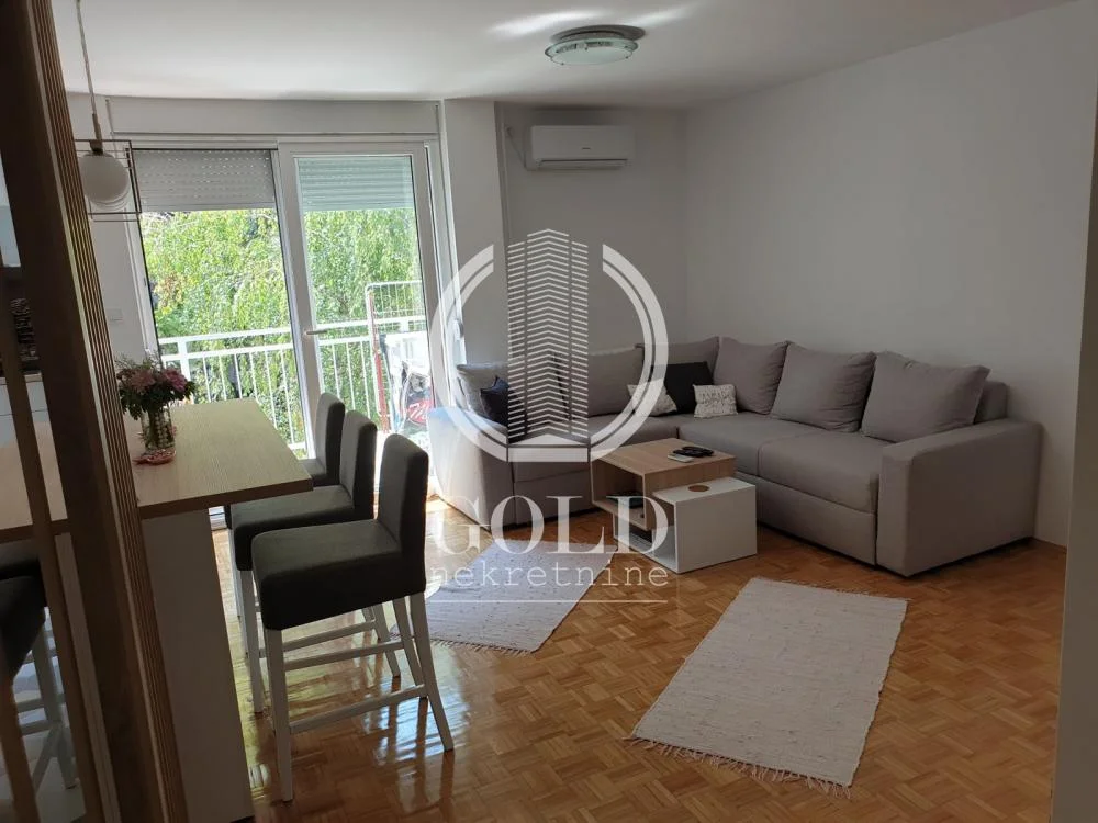 Prodaje se 4.0 stan:Novi Sad- Liman 3, 76m2 ID#12484