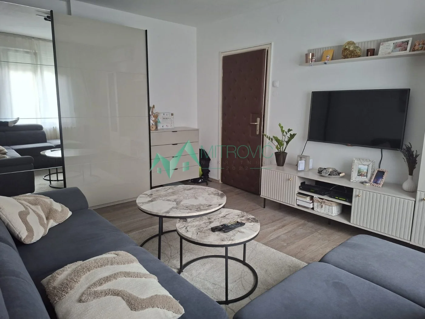 Izdaje se kompletno namešten stan od 37 m² – Bulevar kralja Petra I, u blizini Betanije ( agencijska šifra: 9102318)