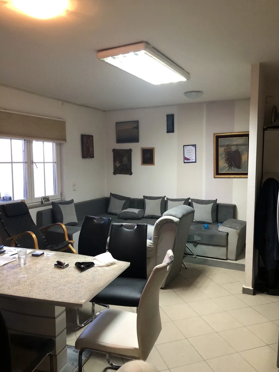 <p>Novi Sad, Telep,(heroja Pinkija)</p><p>Prodaja stana koji ima 52 kvadrata stambenog prostora . Sesastoji se iz dve sp