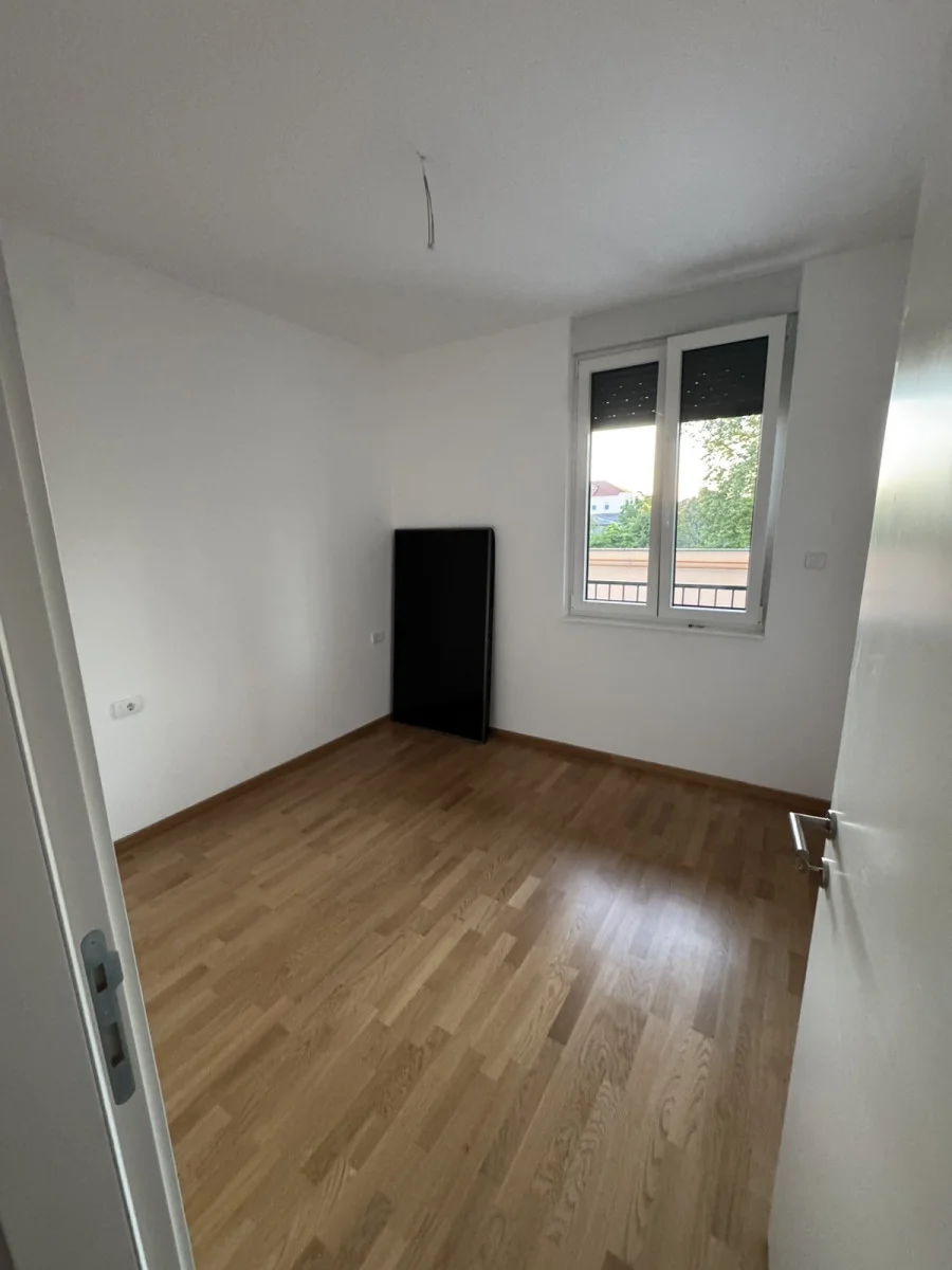 NOVI SAD. TELEP. JEDNOIPOSOBAN STAN.(Svet nekretnine, Novi Sad, Reg. br. 405)