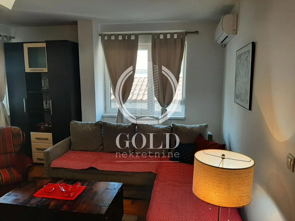 Izdaje se 2.0 stan-Podbara-Novi Sad, 44m2, 450e ID#12567
