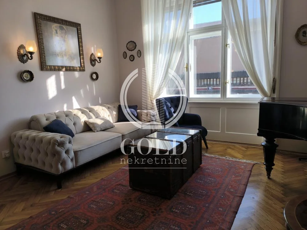 Izdaje se SALONSKI STAN - CENTAR GRADA, 82m2 ID#12560