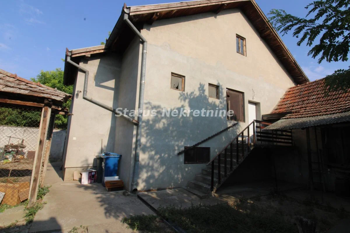 Kuća 100 m², plac 13,47 a, Širi centar, Bačka Topola