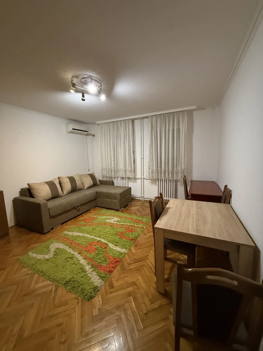 NOVISAD. NOVA DETELINARA. JEDNOSOBAN STAN.ULIČNO ORIJENTISAN(Svet nekretnine, Novi Sad, Reg. br. 405)