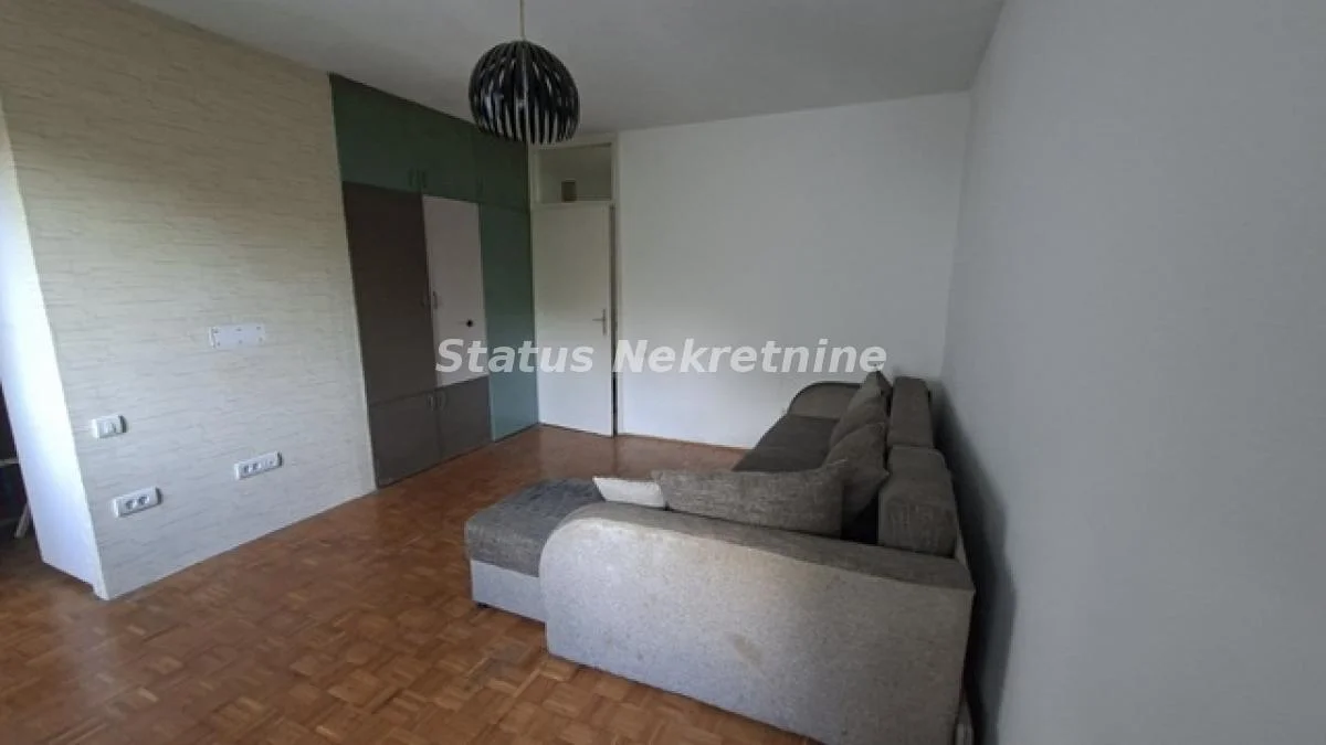 Dvosoban stan 37 m², Novo Naselje, Novi Sad, 2. sprat
