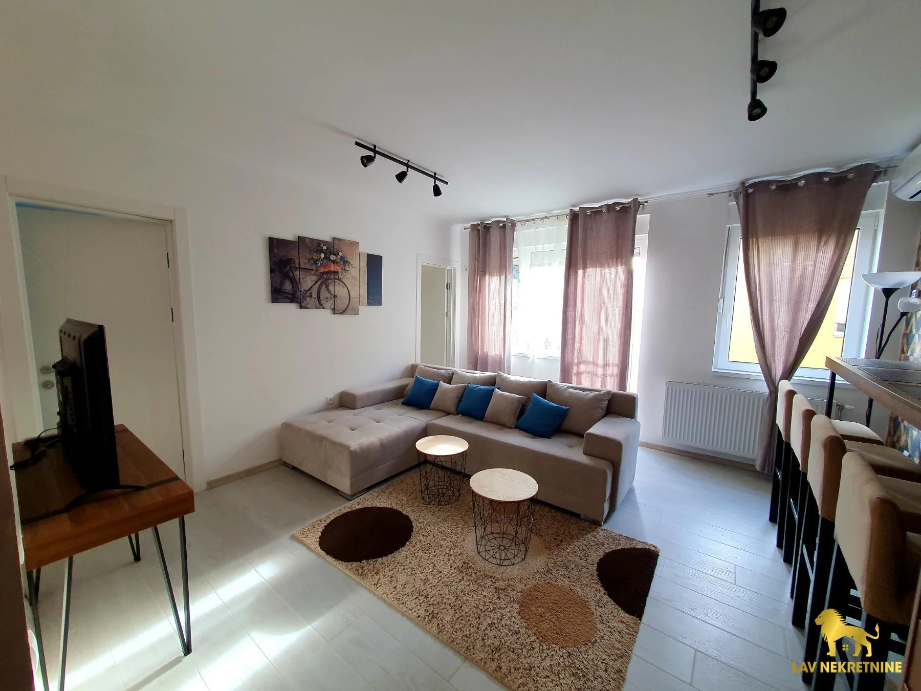 Nije pet friendly. Useljivo od&nbsp; 09.09.Kontakt:&nbsp;062 7445 42 (iskljucivo putem poruke poslati link ili agencijsk