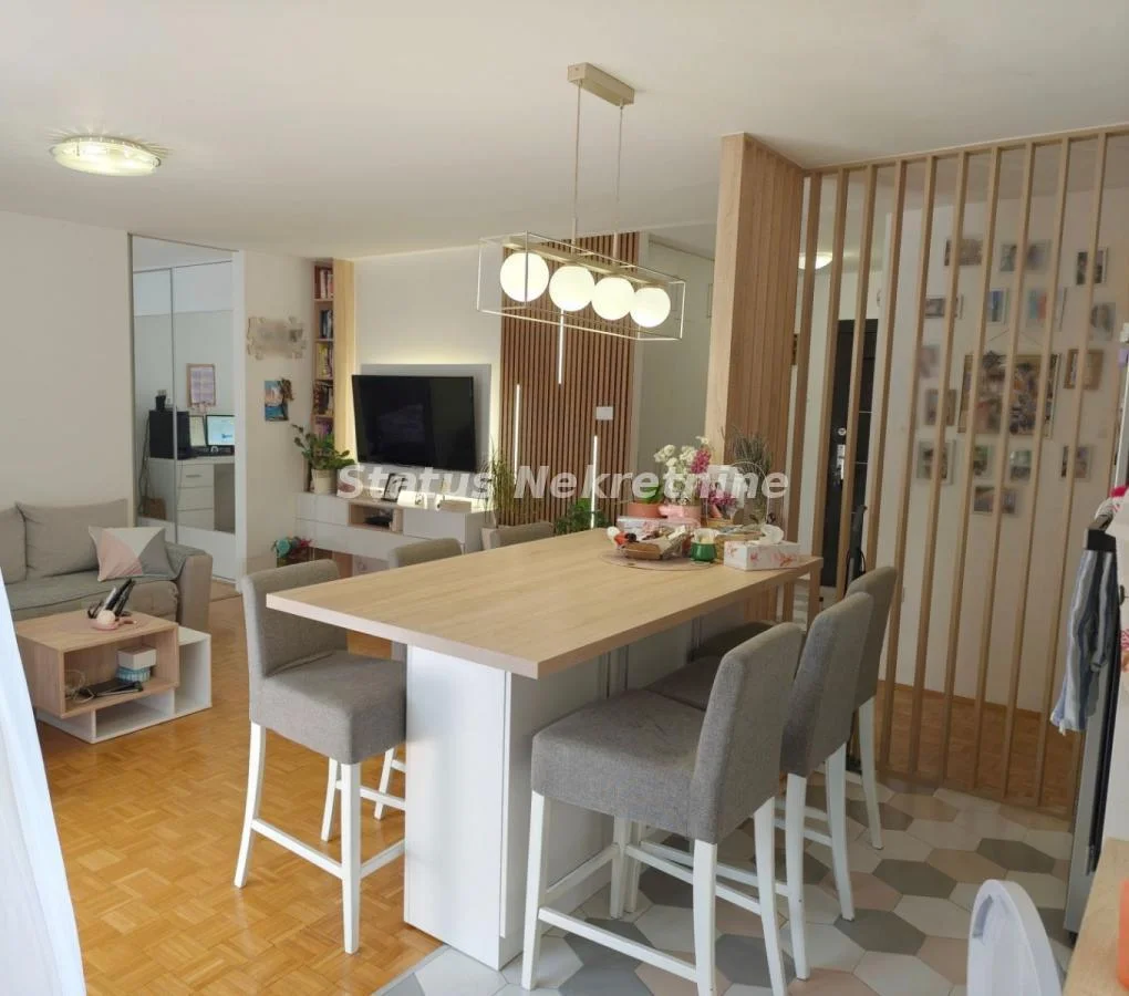 Novi Sad, Liman 3 – Renoviran troiposoban stan, 76 m², novi lift