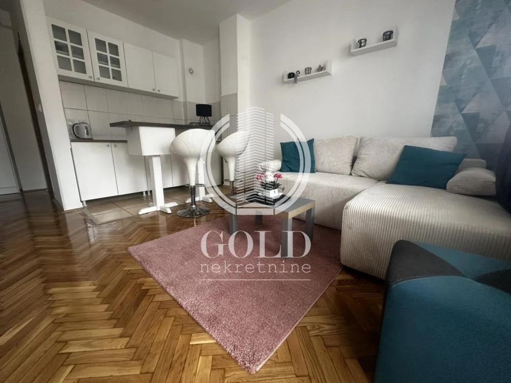 Prodaja stana-Garsonjera, Nova Detelinara, Nameštena-25m2 ID#10842