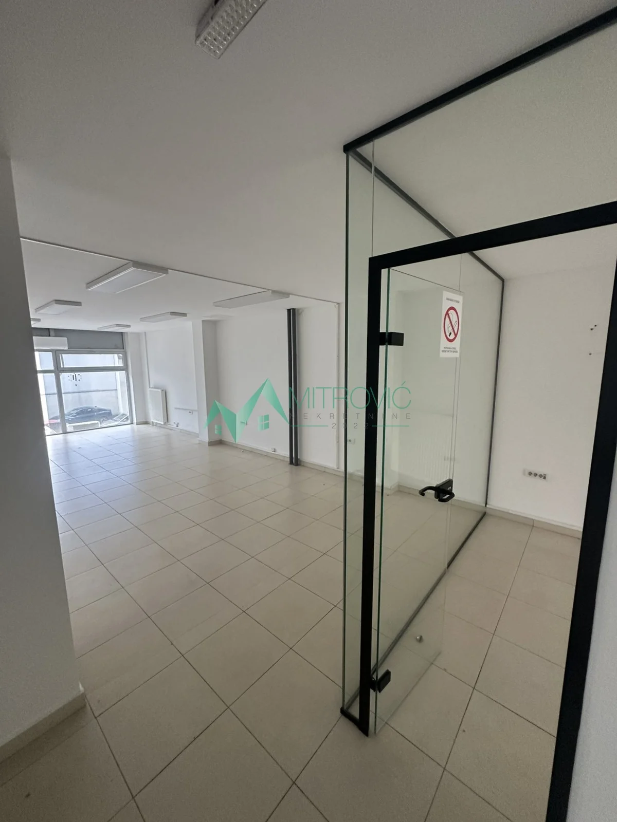Poslovni prostor 105 m² – Bulevar Evrope, Telep 