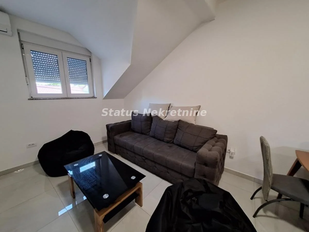 NOV NAMEŠTEN DVOSOBAN STAN 45M2 PETROVARADIN-CENTAR 350EU