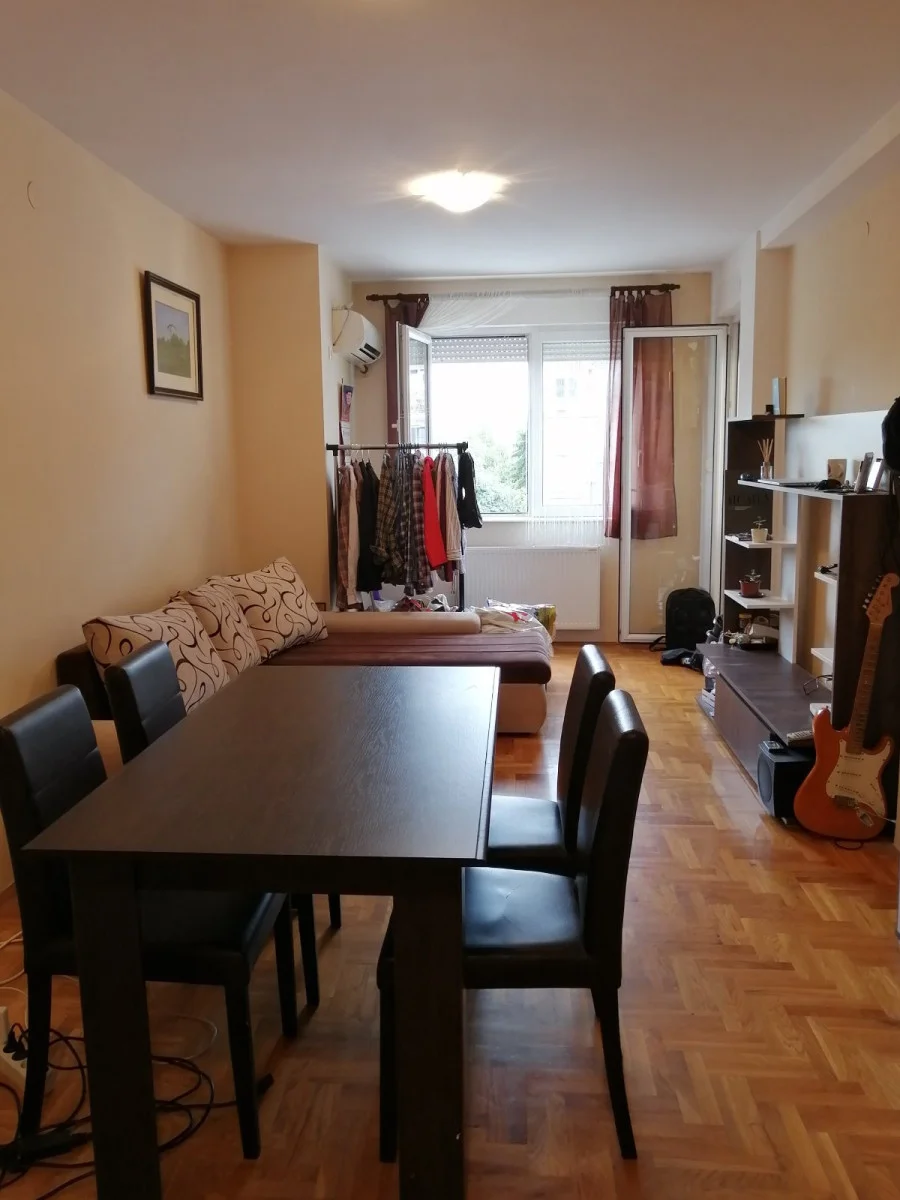 Novi Sad, Vojvode Šupljikca 42, jednoiposoban, 45m2, drugi sprat, grejanje gradsko, terasa, klima, veš mašina,&nbsp; 