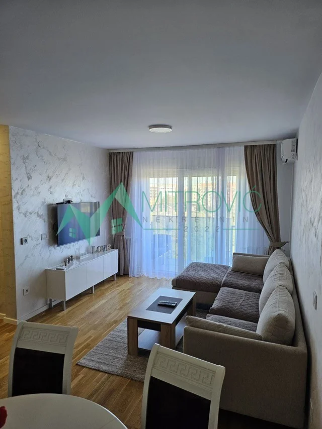 Novi Sad, Novo Naselje - Nov, namešten dvoiposoban stan (šifra: 1004632) 